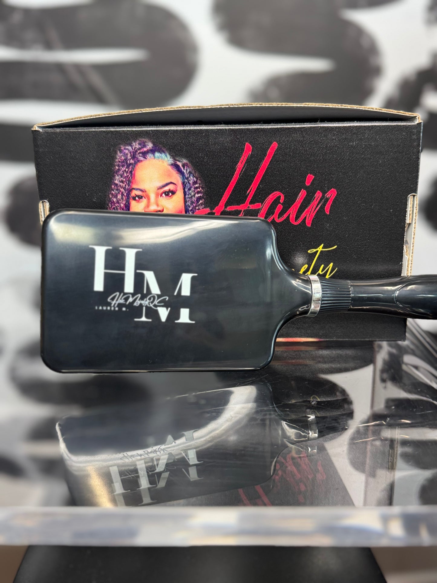 Hair Majesty™ Signature Paddle Brush